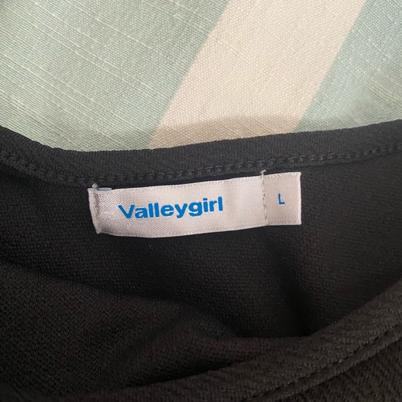 Valleygirl - Black Top - Size Large - Picture 3 of 7